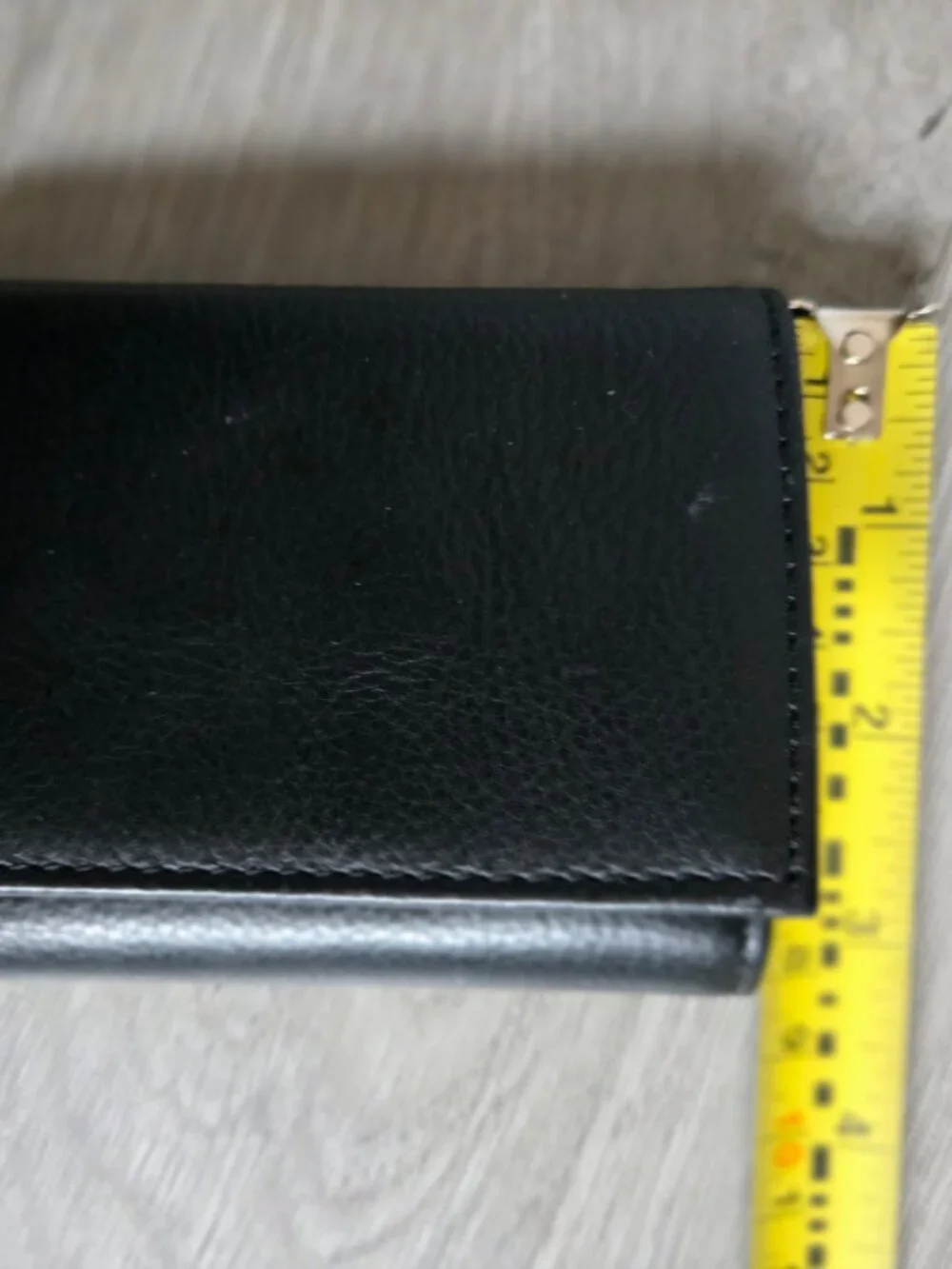 Men's leather RFID black tri-fold wallet